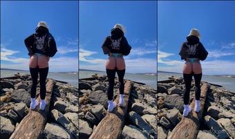 cassandra_plouffe 12 04 2021 2080795054 Have a nice Monday âï¸ (cassandra_plouffe)