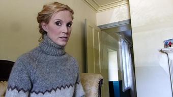 Ariel Anderssen Spanking Threats In Boots And Rollneck (Ariel Anderssen)
