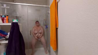 Spicy Solo Shower (VioletWanderer)