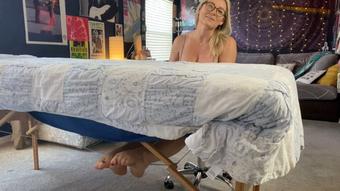 Footsies (LauranVickers)