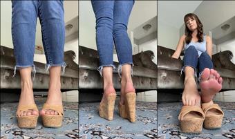 ivorysoles 17 04 2022 2427415097 Just here to make you weak with my wedges  (ivorysoles)