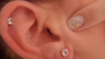Nikki: Underwater BathTub Ear Bubbles (Ginary)