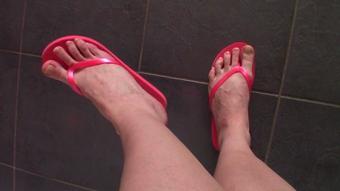 Lick My Flip Flop Toes (Goddess Vanessa)
