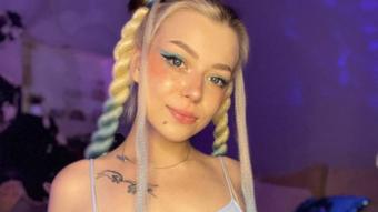 She loves cocks - Nov 4, 2021 (MaddieSunn)