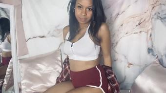 Blackmailing the Bad Babysitter (Sweetbabyvixxi)
