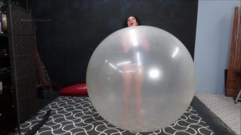 Cherri Struggles in Climb In Balloon (Custom Fetish)