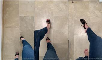 dollyfoxvip 01 04 2019 26844955 These shoes are made for walking all over you (dollyfoxvip)