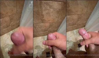 christianocean 06 09 2022 2589925214 Unloading in the shower. (christianocean)