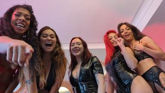 Hot girls laughing at your small dick (evaray)
