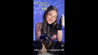 Your orgasm belongs to me (claudiahon)