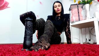 Heels make you pay - June 19, 2023 (TheFetishZone)