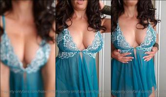 hotwifevenessa 01 08 2021 2179777424 I wanna cum...who can help me (hotwifevenessa)