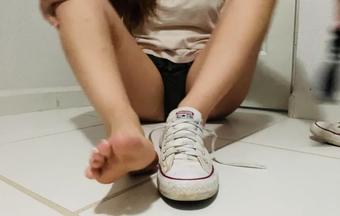 anafeetish 13 12 2022 2714742573 Mind if I tease you a little   (anafeetish)