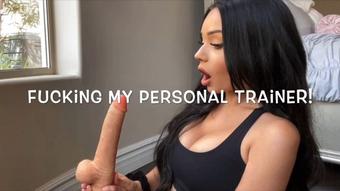 FUCKING MY PERSONAL TRAINER (Mia Jocelyn)