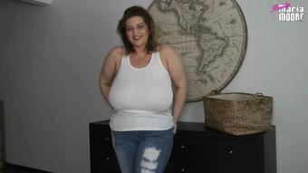 What's A BBW MILF To Wear (Maria Moore)