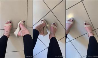 cinnamonfeet2 07 12 2020 1400575345 Felt like your Su (cinnamonfeet2)