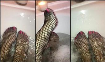 footsiegalore 02 04 2019 26929281 only fans exclusive today s dripping wet content part 3 in slow motion 6 min v (footsiegalore)