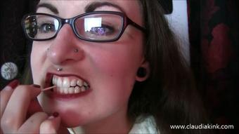 Toothpick Cleaning - November 28, 2019 (Claudia Kink)