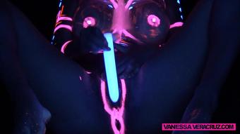 Vanessaveracruz - Neon Demon - Manyvids (VanessaVeracruz)
