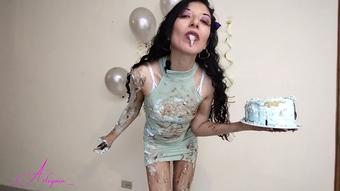 JOI THE NERD GIRL TRANSFORMS INTO THE FETISH PROM QUEEN (_Arlequin_)