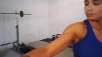 Gymbabe Worship My Outstanding Biceps (GymBabe)