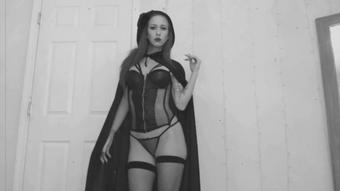 Vampy Seductress Blowjob - October 18, 2018 (KandissKiss)