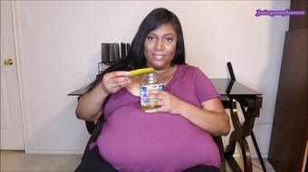 Josie4Yourpleasure Craving Pickles And Growing Bigger Hd (Josie4yourpleasure)