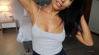 florabella 03 04 2020 211535821 friday fun day friday flora s video i hope you have a nice day (Florabella)