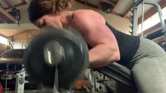 musclemama1113 01 04 2020 207215371 Arms day..... fucking pumped.. (musclemama1113)