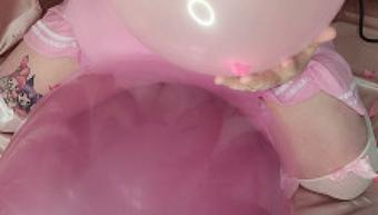 Pink banner balloon ride, blow, nailpop - December 19, 2021 (GothAmber)