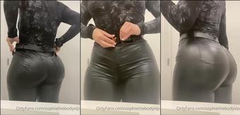 sophiethebodyvip 07 12 2020 1402183179 Ever wondered how I got these faux leather pants on   (sophiethebodyvip)