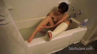 Vault Videos: Cast Bathtime Masturbation (TheTabithaJane)