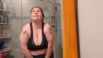Pissing In Grey Leggings (VioletWanderer)