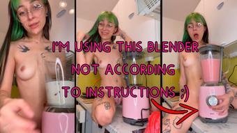 VIBRATE MY PUSSY WITH BLENDER AND MAKE MILKSHAKE (cutielanalova)