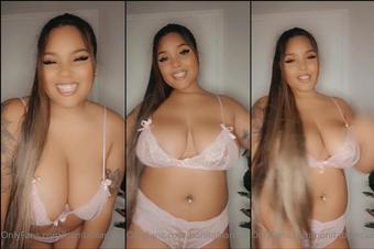 bonitablancaaa 21 01 2022 2336839444 Tonight's vibe  DM me a song you'd like to see me vibe to  (bonitablancaaa)