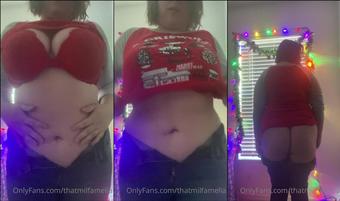 thatmilfamelia 02 12 2020 1373568542 are your lights twinkling (thatmilfamelia)