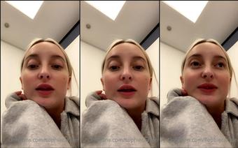 sophiecarson 296166925 2022 03 25 don t mind me just being a sensitive bitch goodnight hehe xo (sophiecarson)