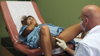 Vivian Squirts at Gyno Exam (Custom Fetish)