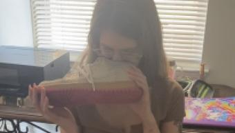 Meganholly00 Licking Sweaty Man Feet (meganholly00)