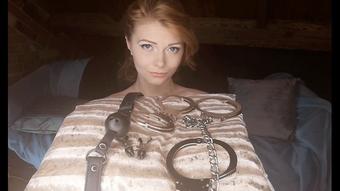 Scarlettfoxett-Let-Me-Gift-You-Sir (ScarlettFoxett)