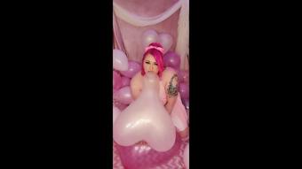 Daddy's Cheerleader Blows Heart Balloons - January 13, 2022 (GothAmber)