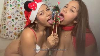 Santa's Elves Wants Your Cum - February 15, 2021 (SapphireHerrera)
