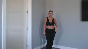 Hot 4 Aunt Kimi - April 28, 2021 (Kimi The Milf Mommy)