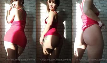 olivia_deviline 05 06 2020 396663256 Play in the shine light (olivia_deviline)