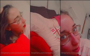 anitadinamitax 03 04 2021 2072856274 Os pongo un poco al dÃ­a  (anitadinamitax)