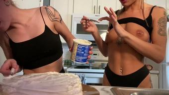 sommerxbrooke 03 03 2021 2045368096  CAKE BAKING   SITTING  To kick off my birthday, I invited @stripper_sadist over t (sommerxbrooke)