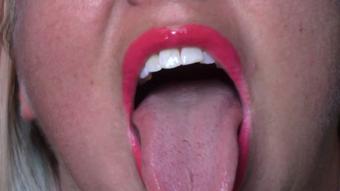 Pink Lips and Mouth Exploration - June 19, 2019 (paypeaches)