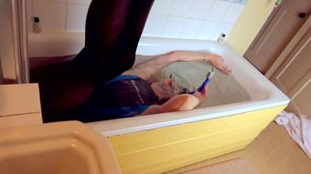 Ariel Anderssen Snorkeling In The Bath (Ariel Anderssen)