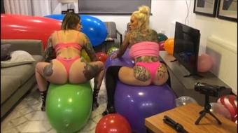 Ava Austen Balloons Grinding Amp Riding With Sophie (Ava_Austen)