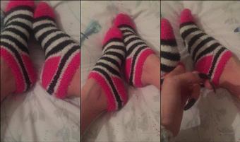 goddessanna 01 03 2020 164885269 VIDEO  Nothing like some sunday foot worship.... Fluffy socks   smooth soft naked soles (goddessanna)